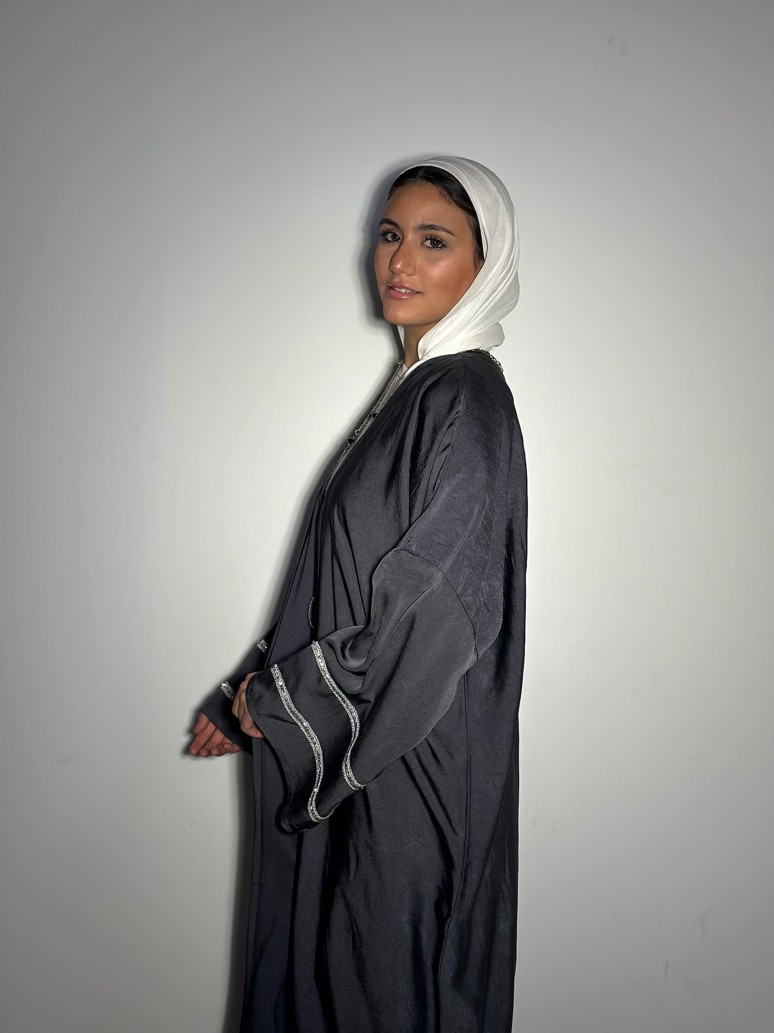 The لُولِي Kaftan